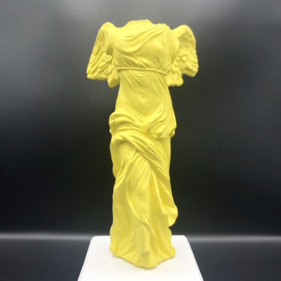 Nike of Samothrace citron